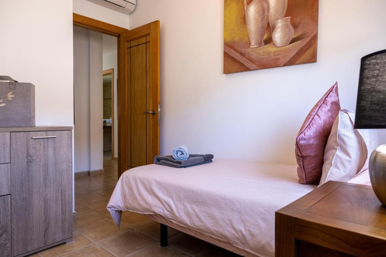 Ideal For Family Holidays, Near Beach And Golf- Casa James La Guirra Ngoại thất bức ảnh